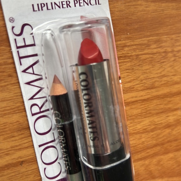 Colormates lipstick & lipliner pencil in red red 62612, New in sealed packaging - Picture 11 of 16